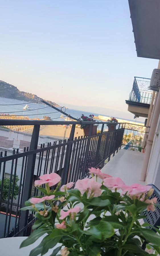 B&B La Costa Di Naxos Giardini-Naxos Zewnętrze zdjęcie